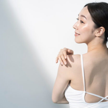 女性