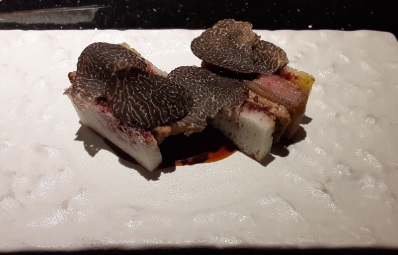 麻布 肉しゃり